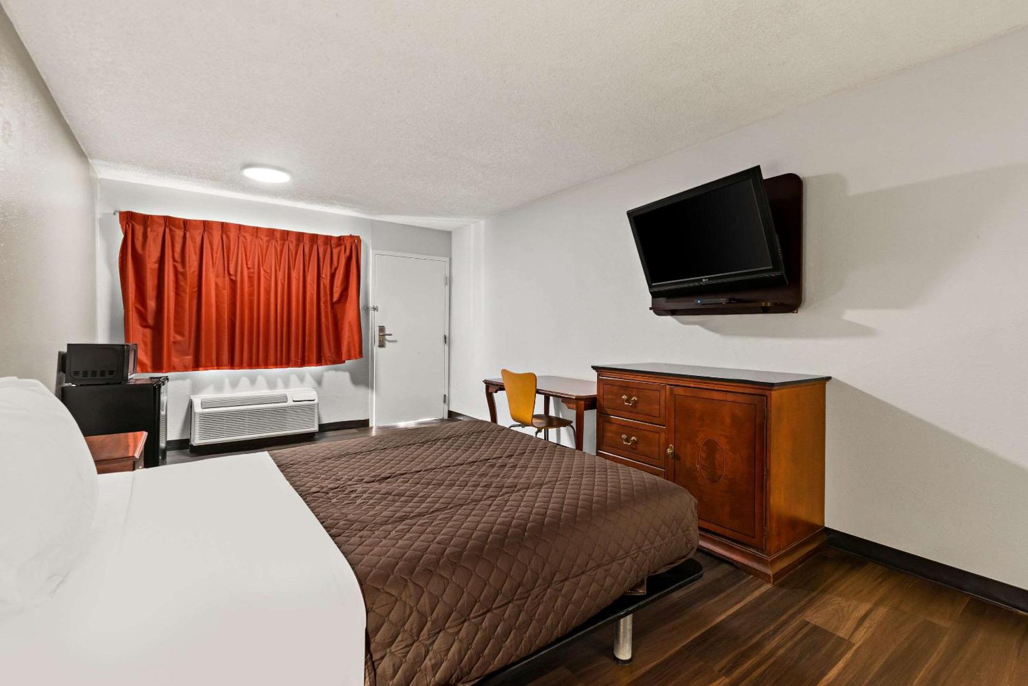 Rodeway Inn Brooklawn Dış mekan fotoğraf