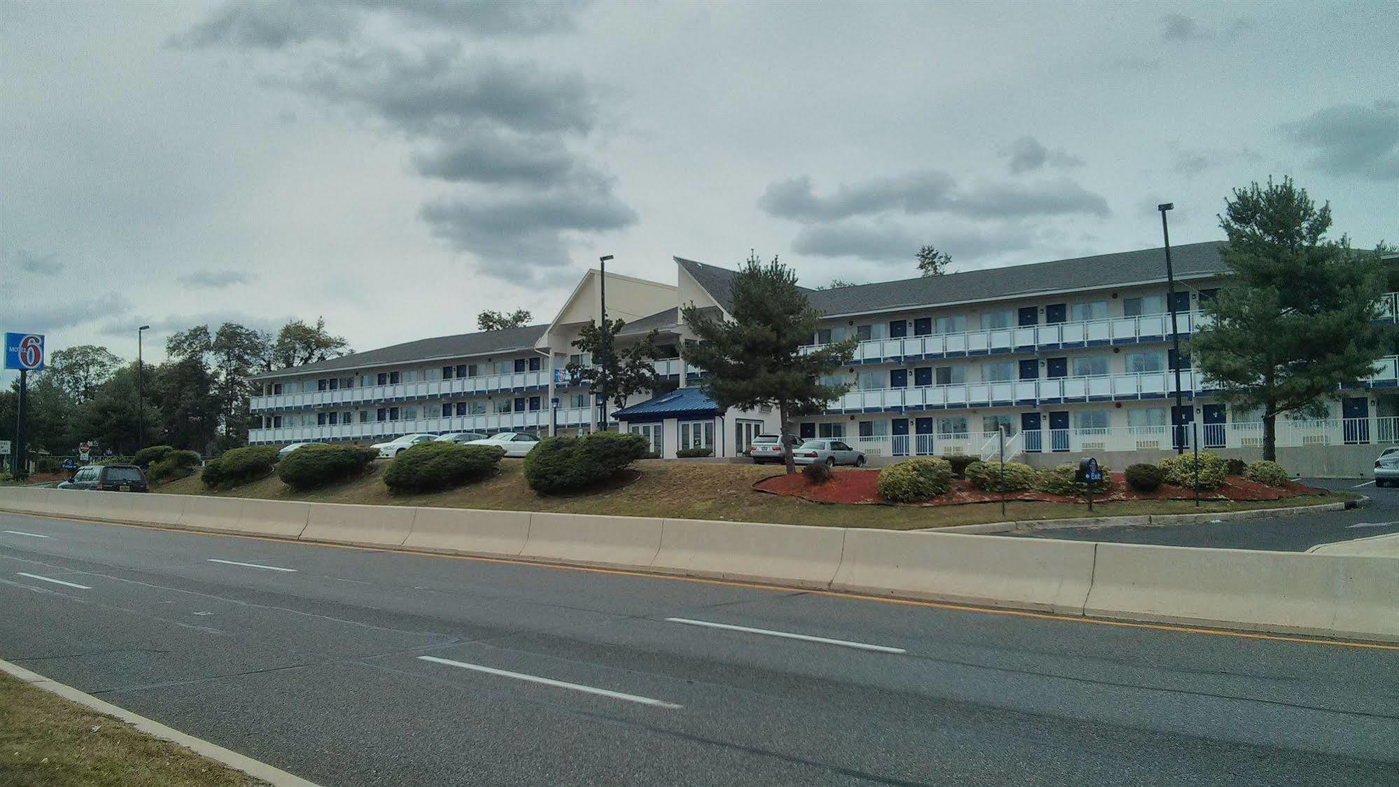Rodeway Inn Brooklawn Dış mekan fotoğraf
